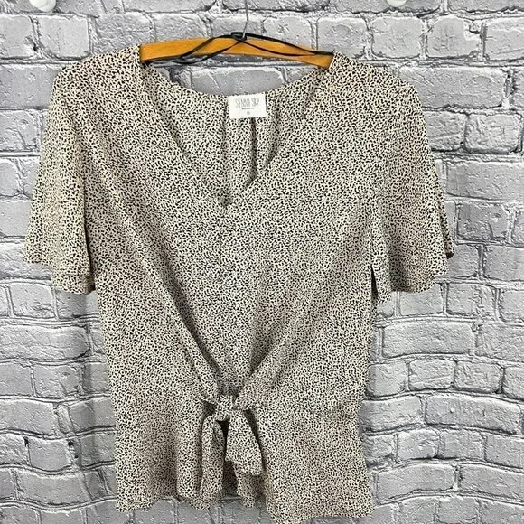 Sienna Sky Tie Front V-Neck Blouse Flutter Sleeves Size M - Picture 2 of 12